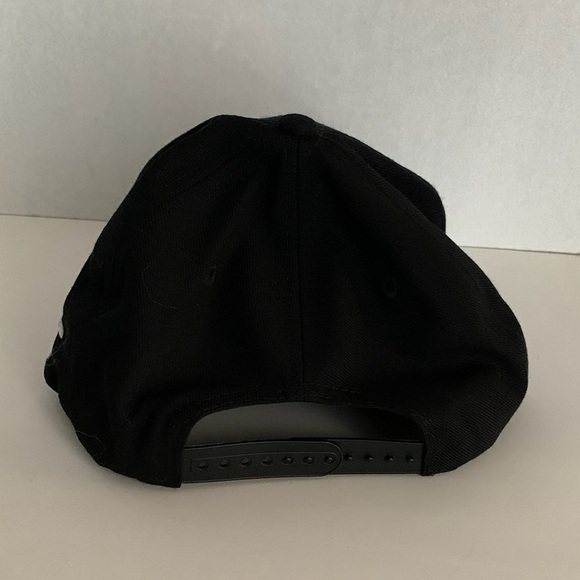 Jon "Bones" Jones UFC 200 Reebok Script Hat "The Wait is Over" Black Snapback - Picture 8 of 14